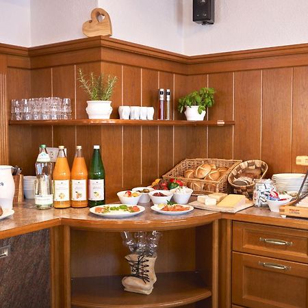 Pension Vier Jahreszeiten Saalbach-Hinterglemm Luaran gambar